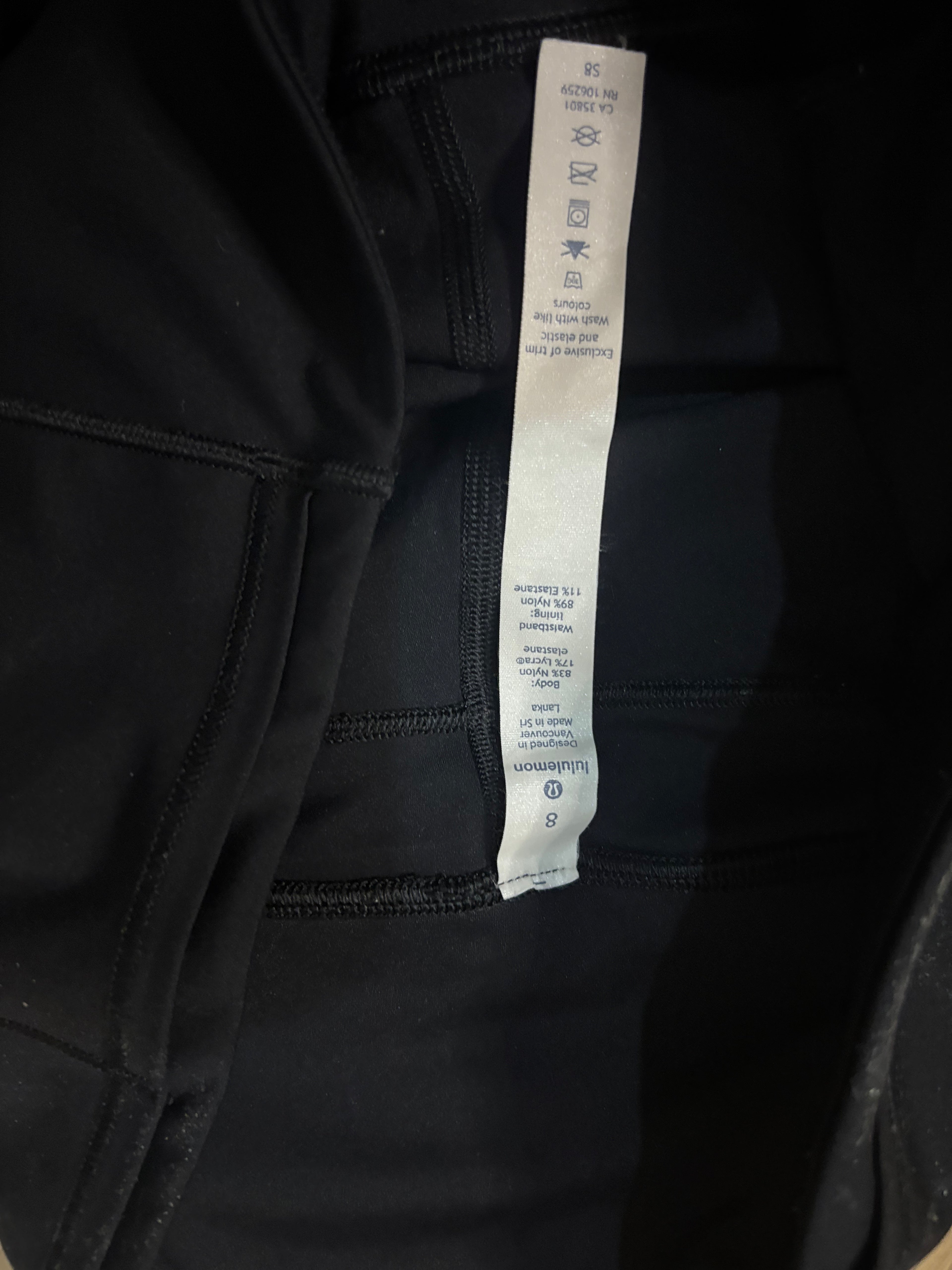 Lululemon Performance Crop Leggings with Side Pockets | Size 8