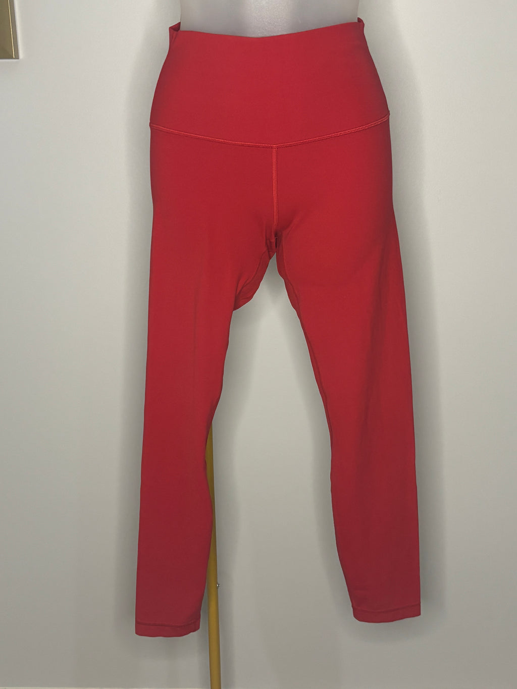 Lululemon Align High-Rise Crop leggings Size 6 | Red