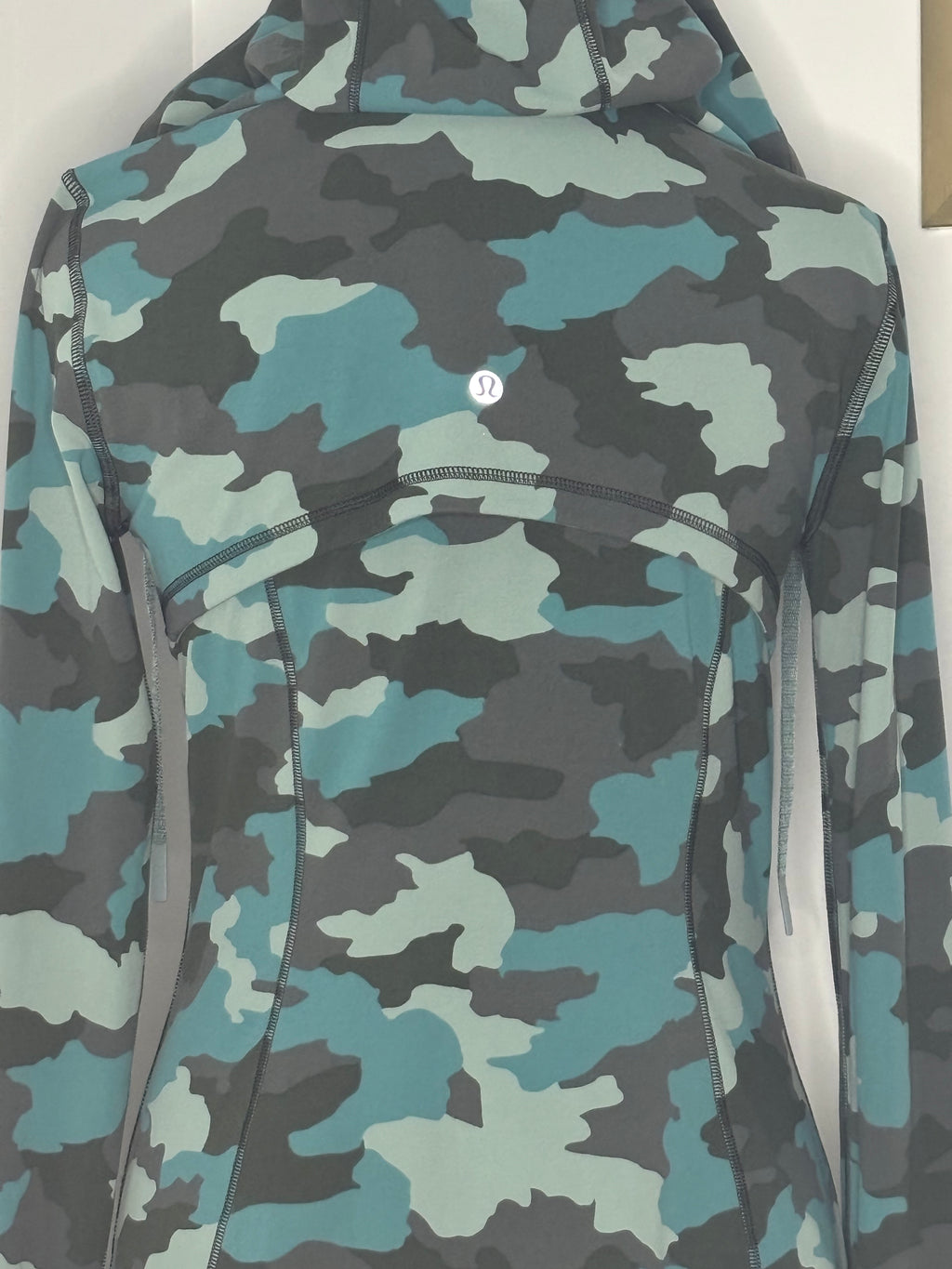 Lululemon Scuba Full-Zip Hoodie – Heritage 365 Camo Tidewater Teal Multi | Size 8