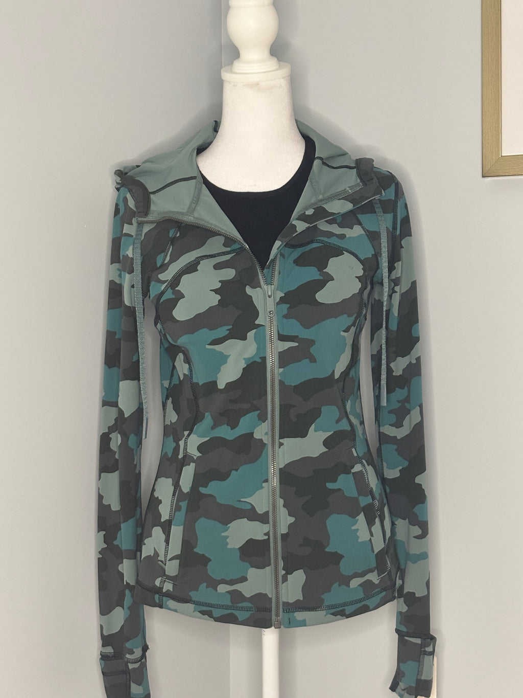 Lululemon Scuba Full-Zip Hoodie – Heritage 365 Camo Tidewater Teal Multi | Size 8