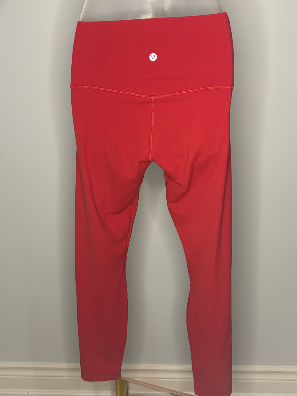Lululemon Align High-Rise Crop leggings Size 6 | Red