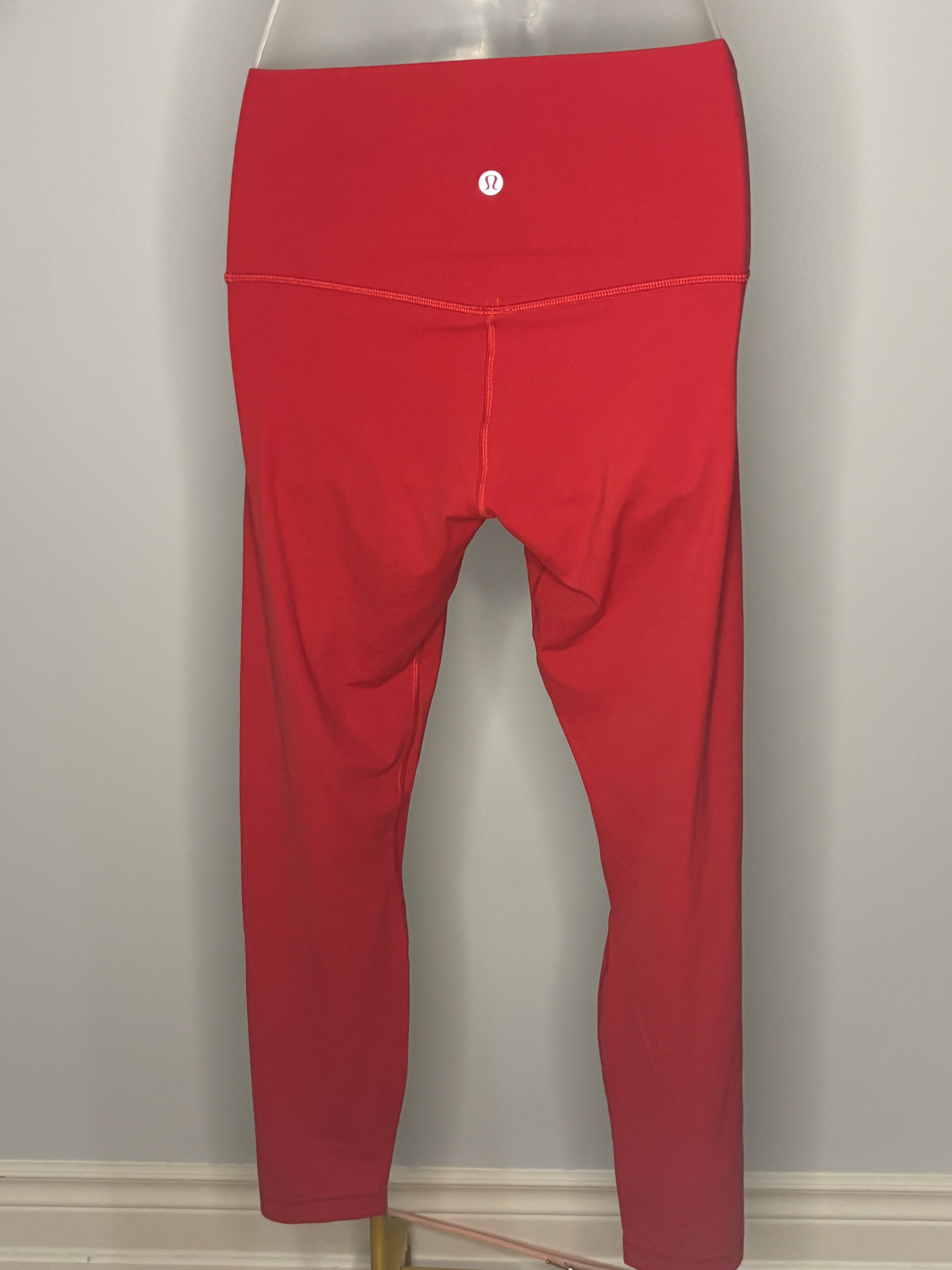 Lululemon Align High-Rise Crop leggings Size 6 | Red