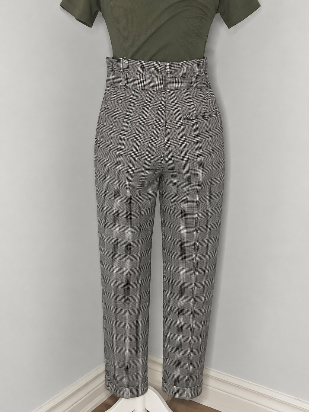 Zara Trafaluc Plaid Paperbag Ankle Pants | Size Medium