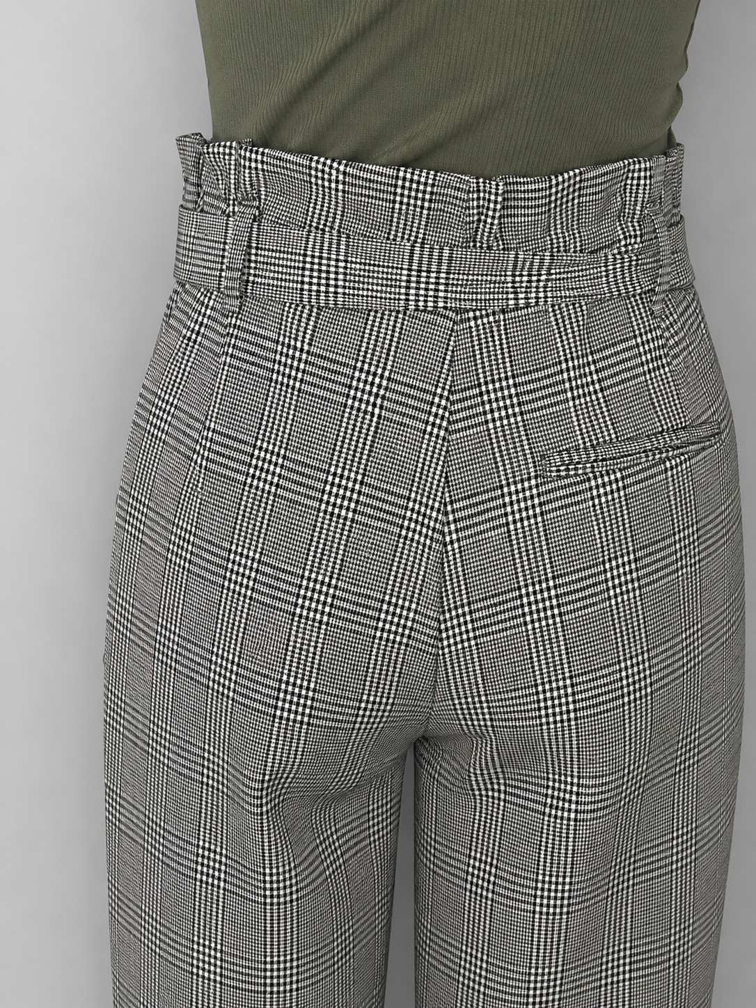 Zara Trafaluc Plaid Paperbag Ankle Pants | Size Medium