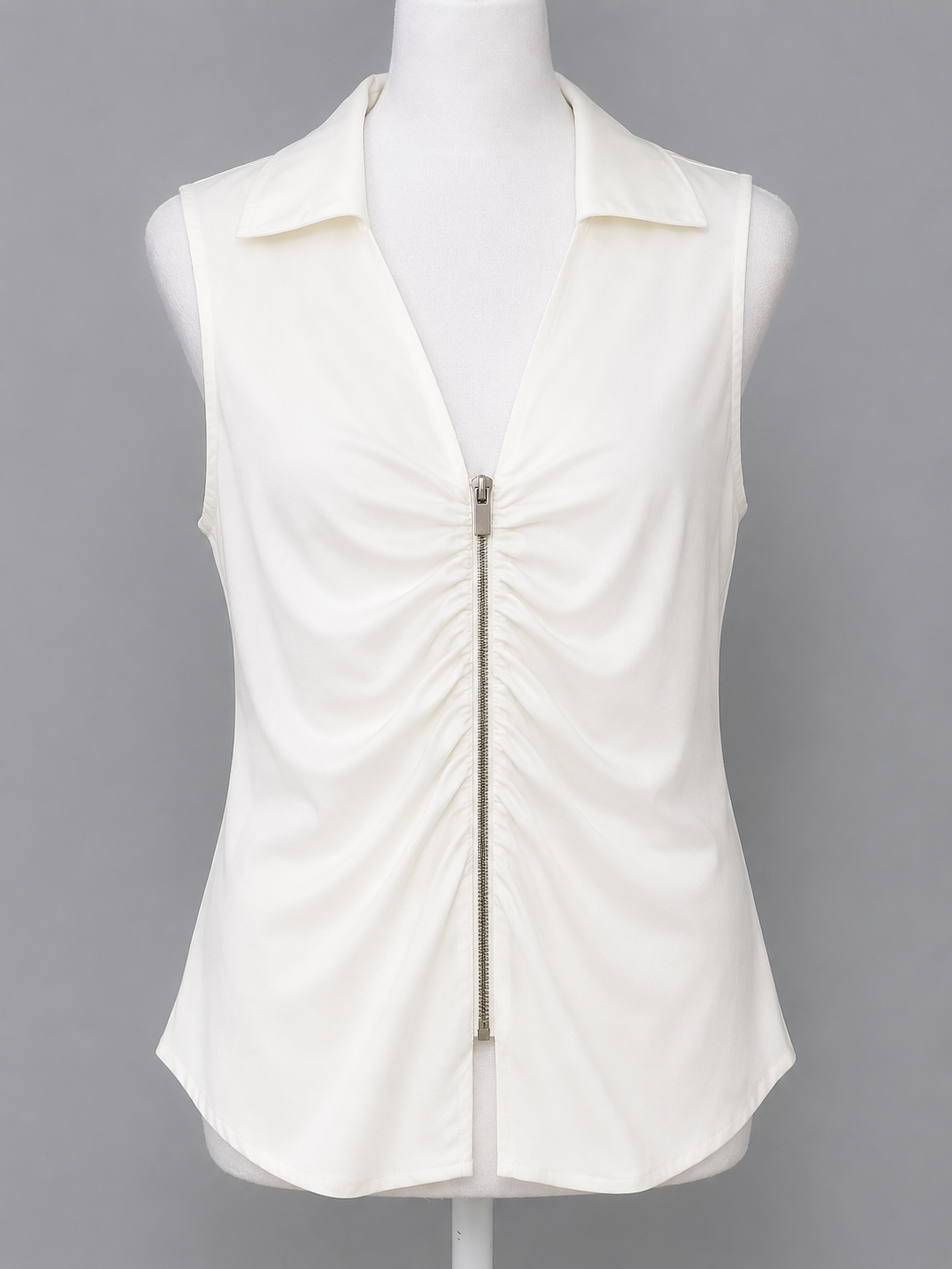 Melanie Lyne Sleeveless Zip-Front Blouse – Size 10