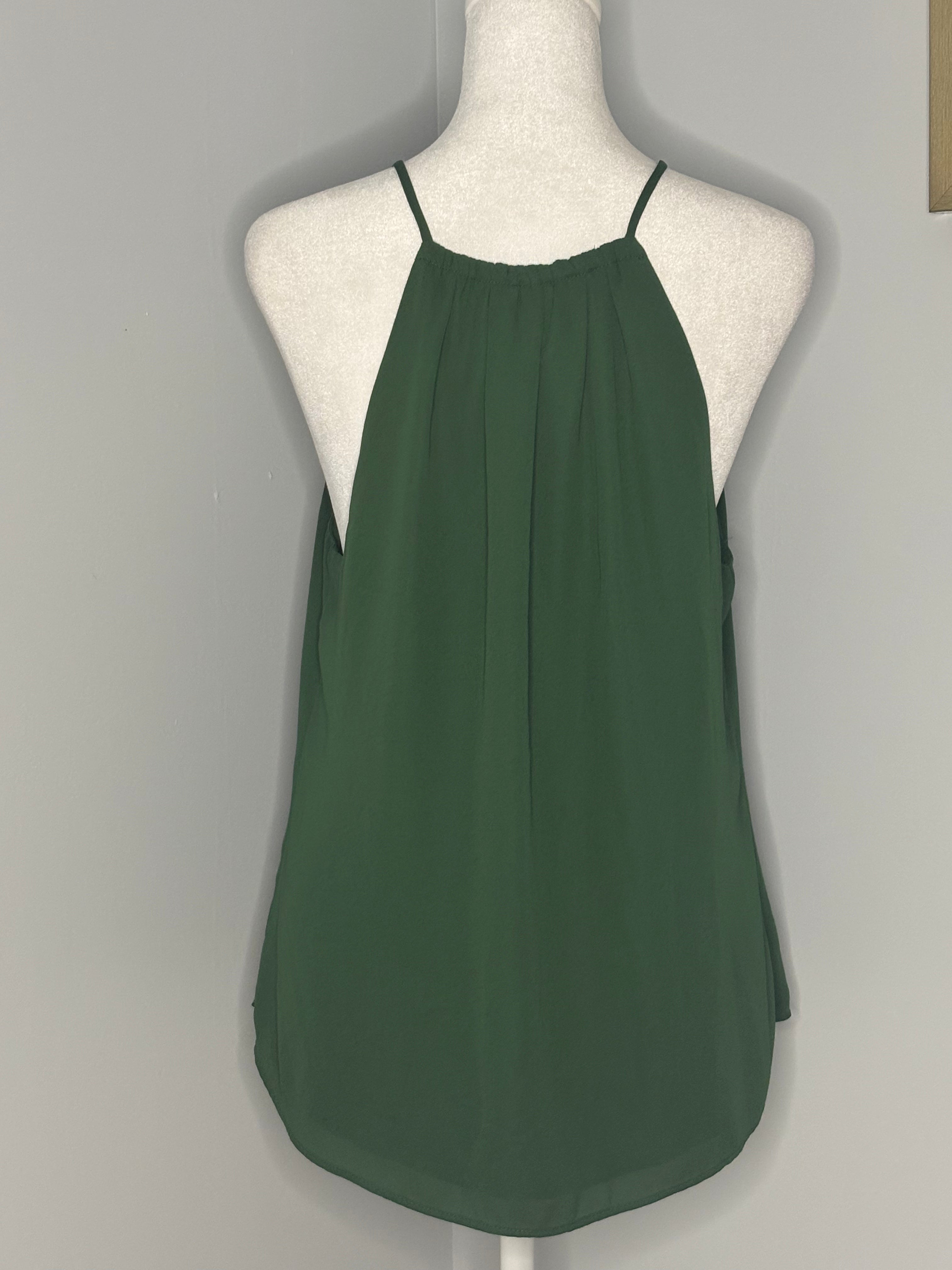 RW&CO Emerald Green Sleeveless Pleated Blouse | Size Large