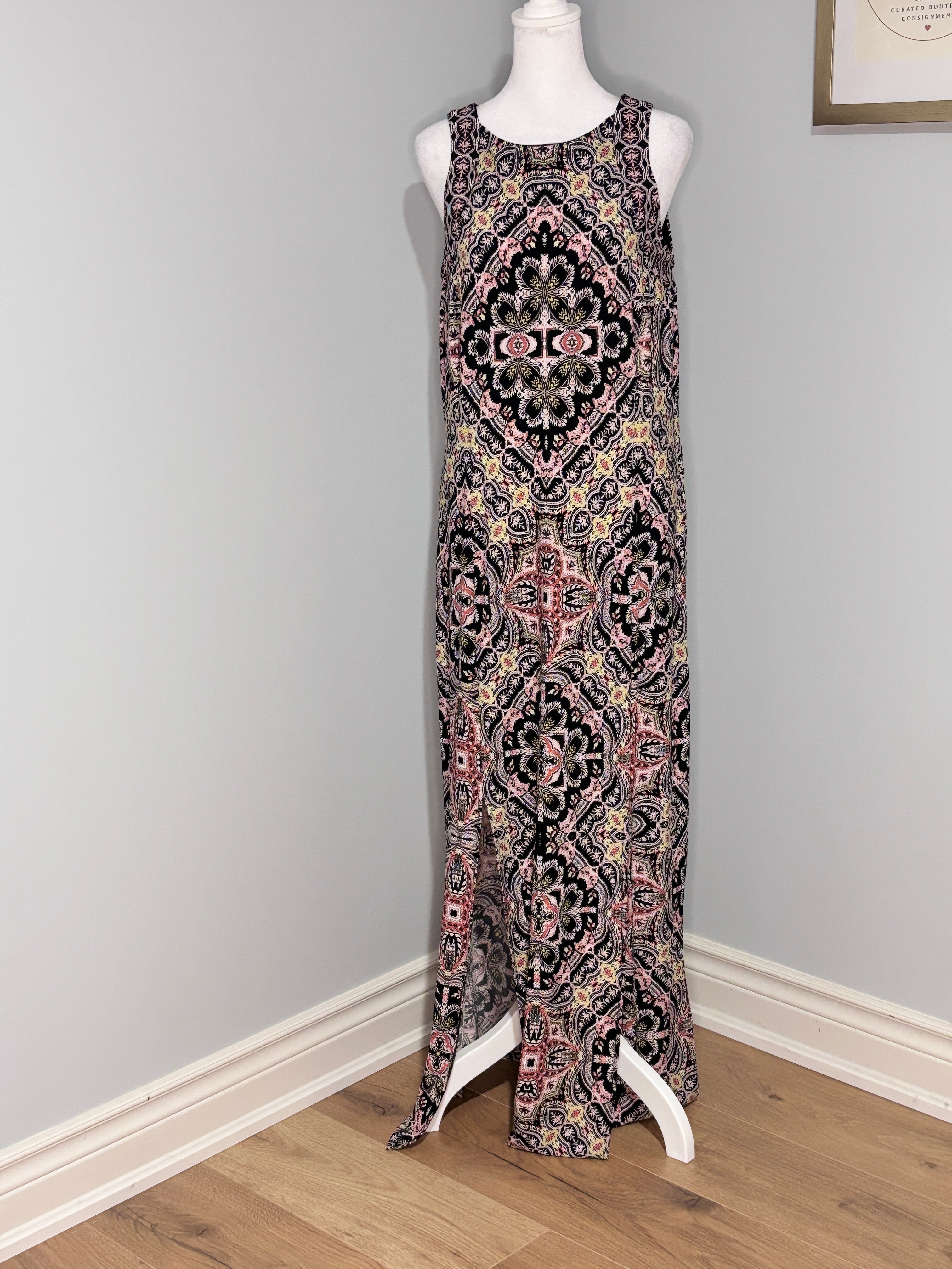 Laura Medallion Print Maxi Dress