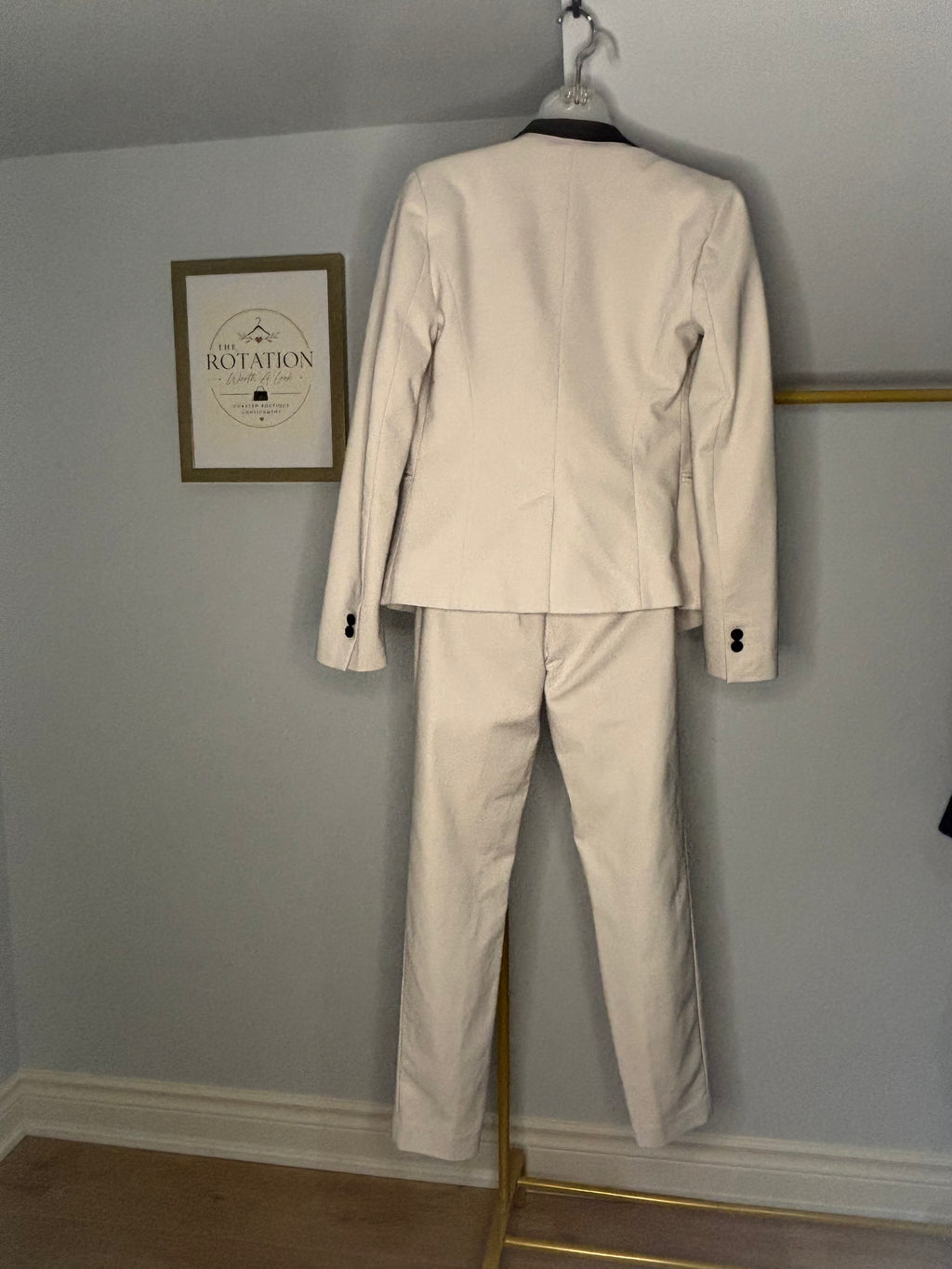 Classic Cream Blazer & Trouser Set with Black Accents  Jacket size 2 Pants size 0
