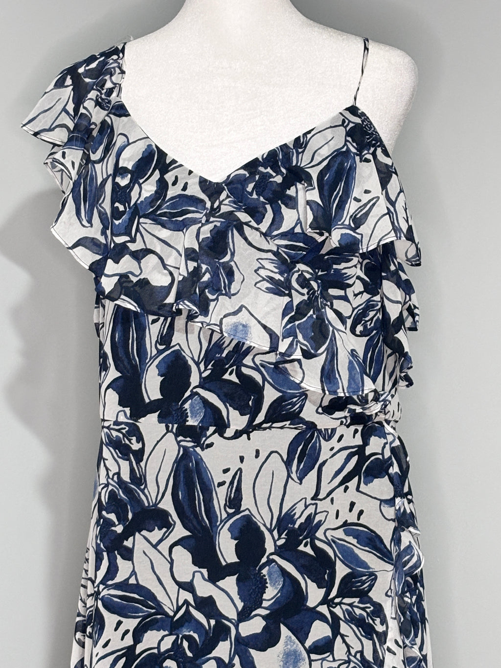 Maggy London - Melanie Lyne Blue & White Floral Ruffle Maxi Dress