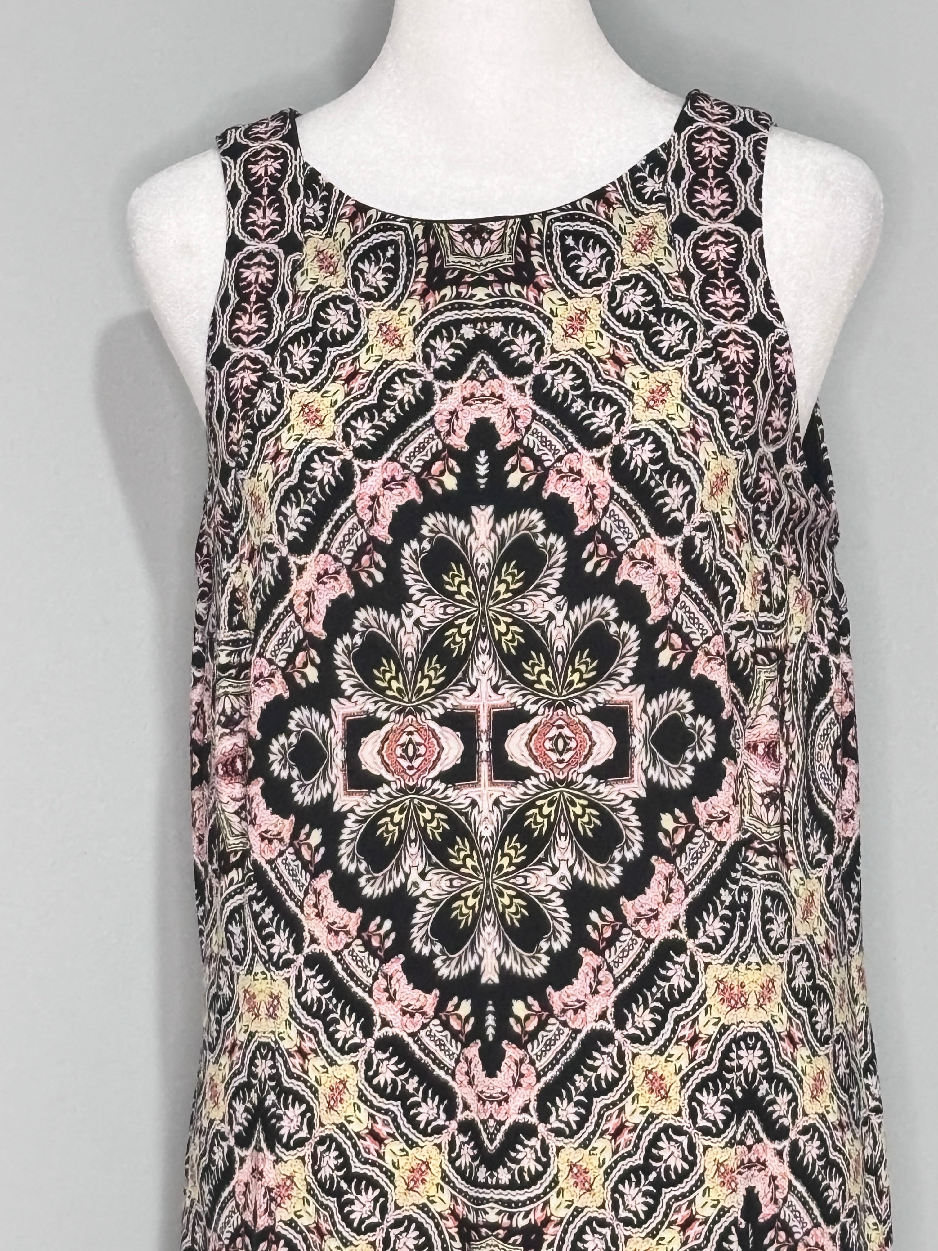 Laura Medallion Print Maxi Dress
