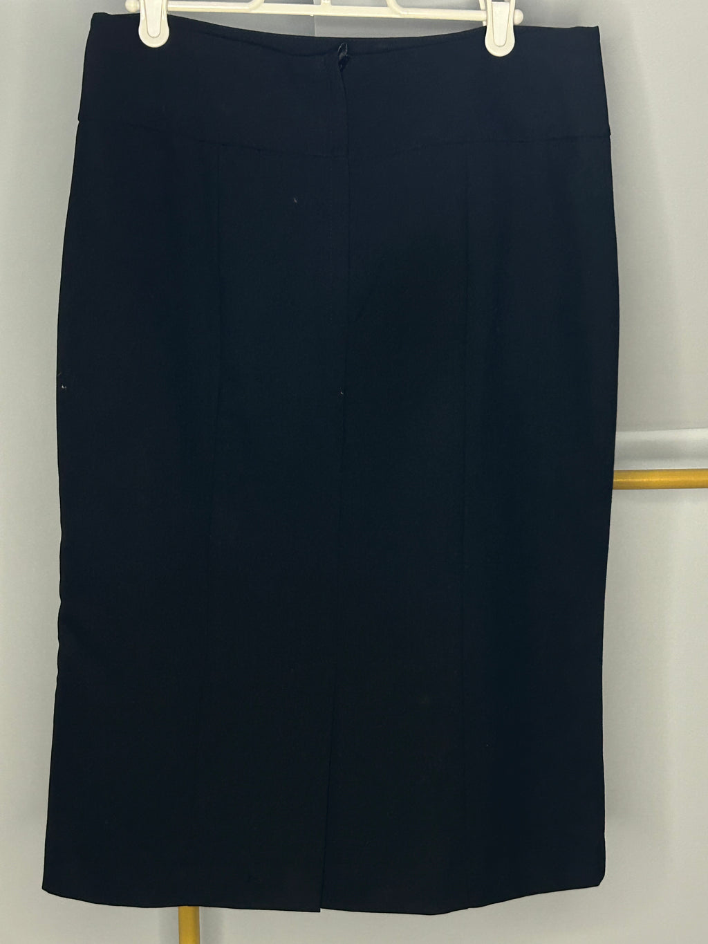 H&M Classic Black Pencil skirt