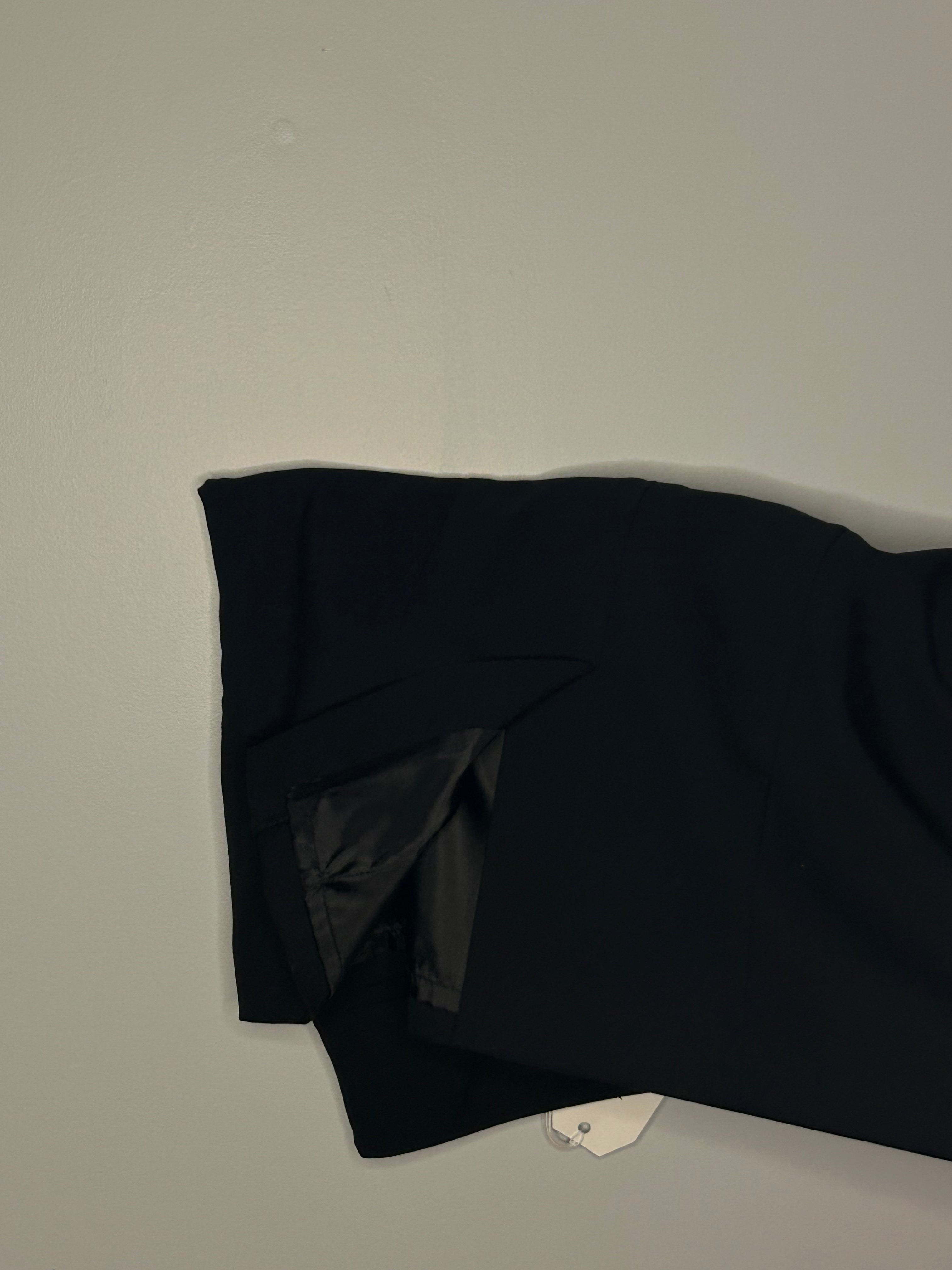 H&M Classic Black Pencil skirt
