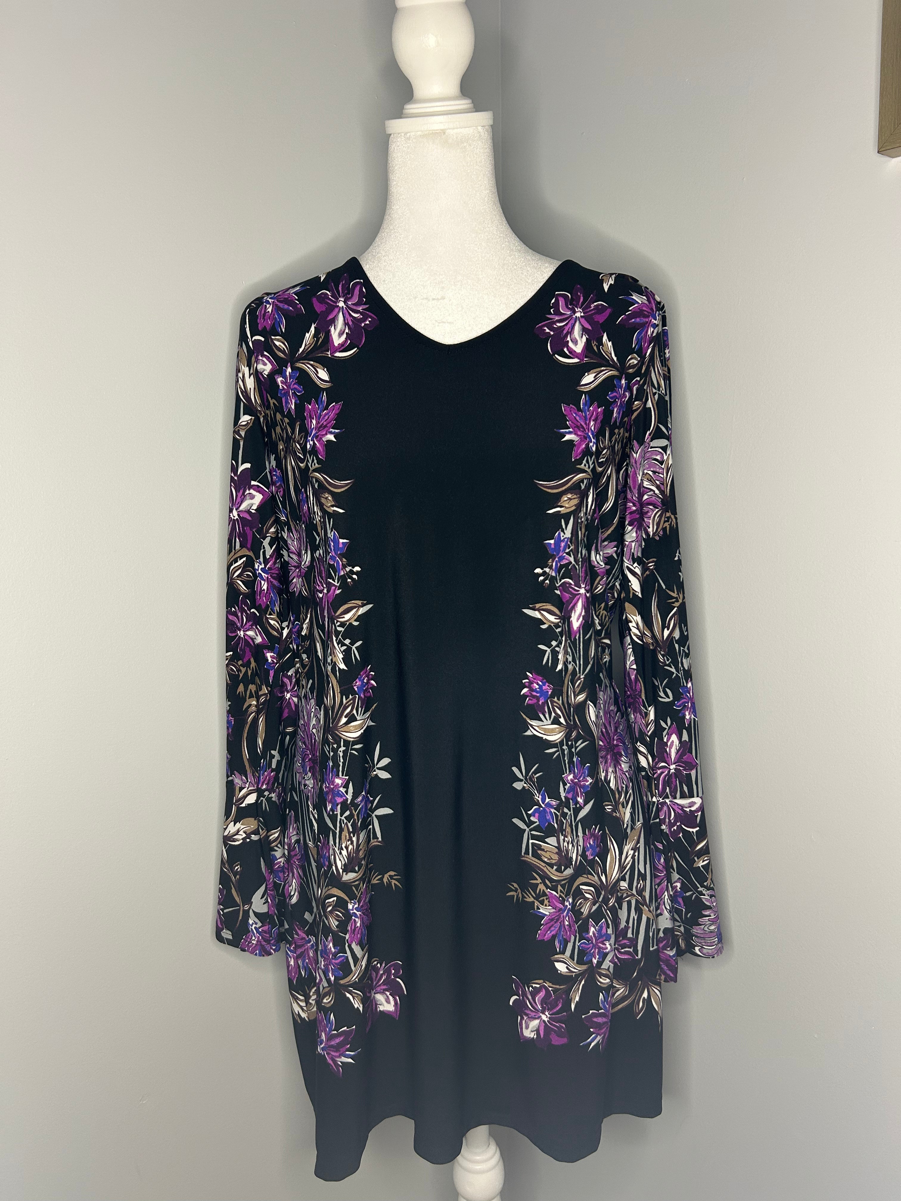 Ricki's Floral Tunic – Size Medium