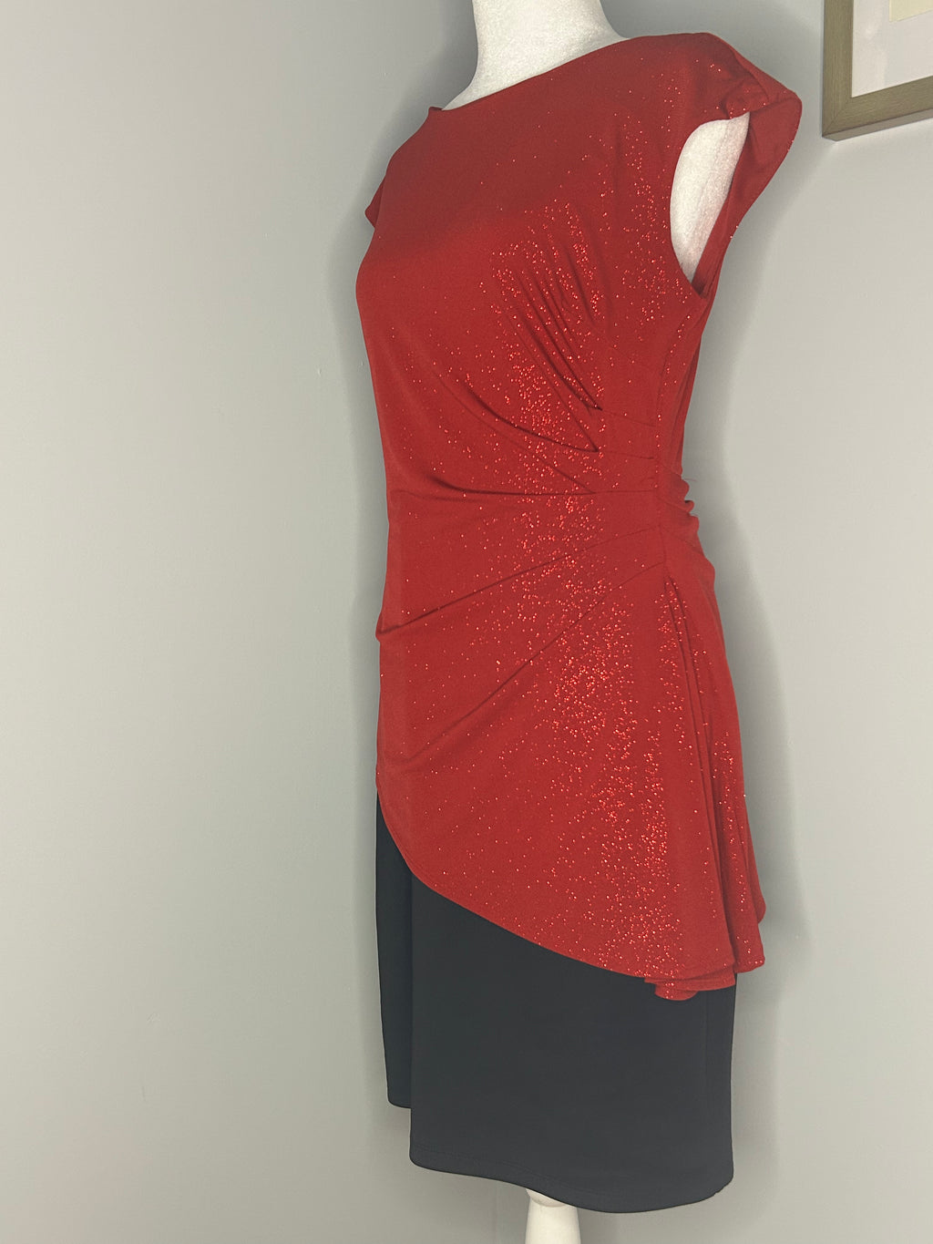 Enfocus Studio Glitter Overlay Dress  Size: 8