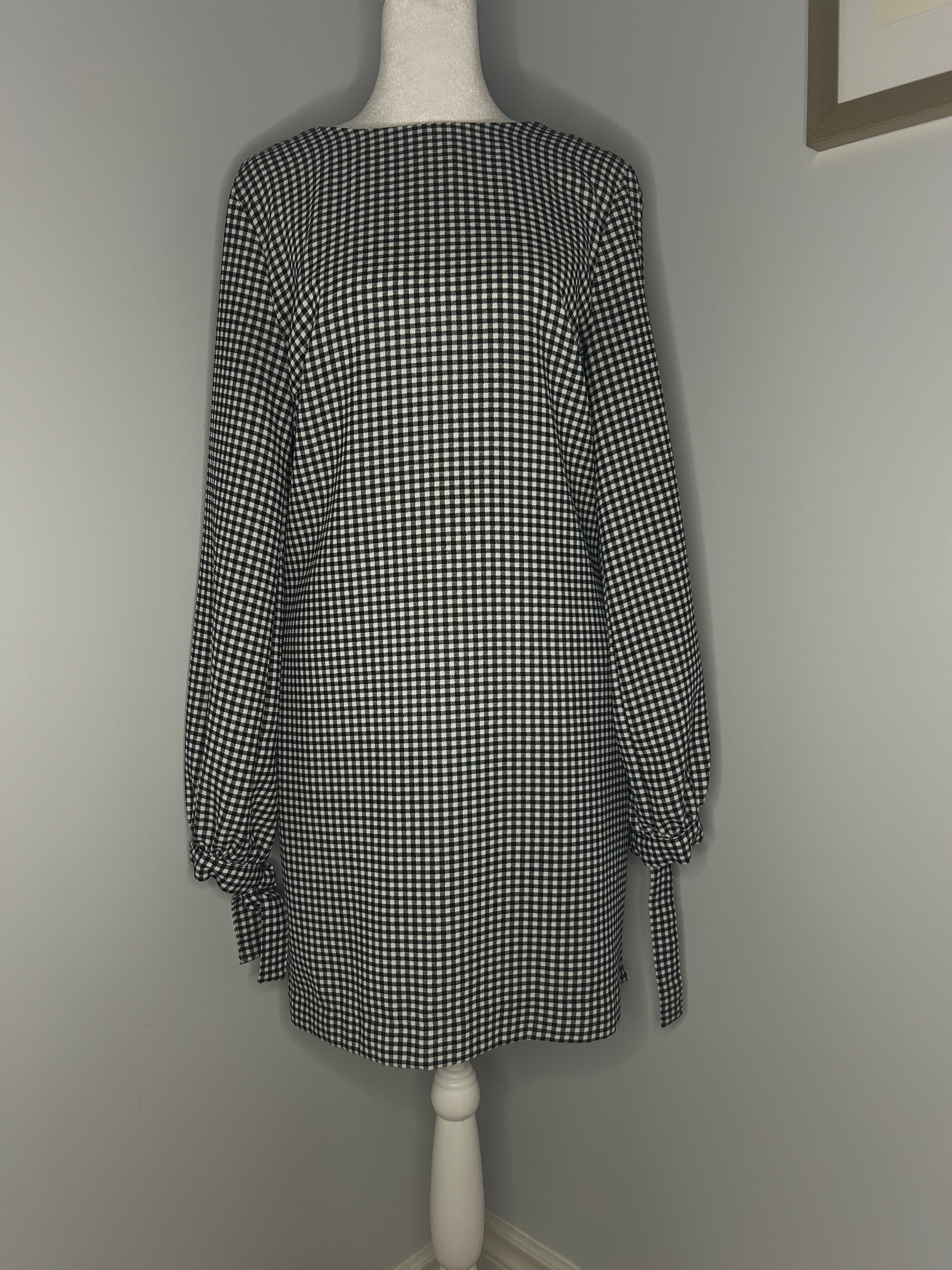 H&M Black & White Gingham Tunic  Size 6