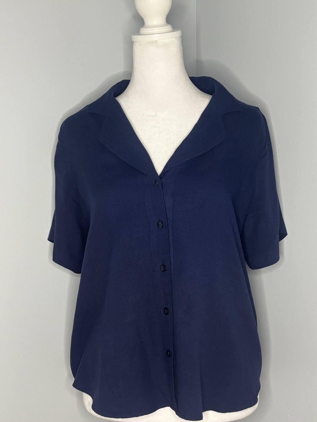 Reitman's Button-Front Blouse – Size XS