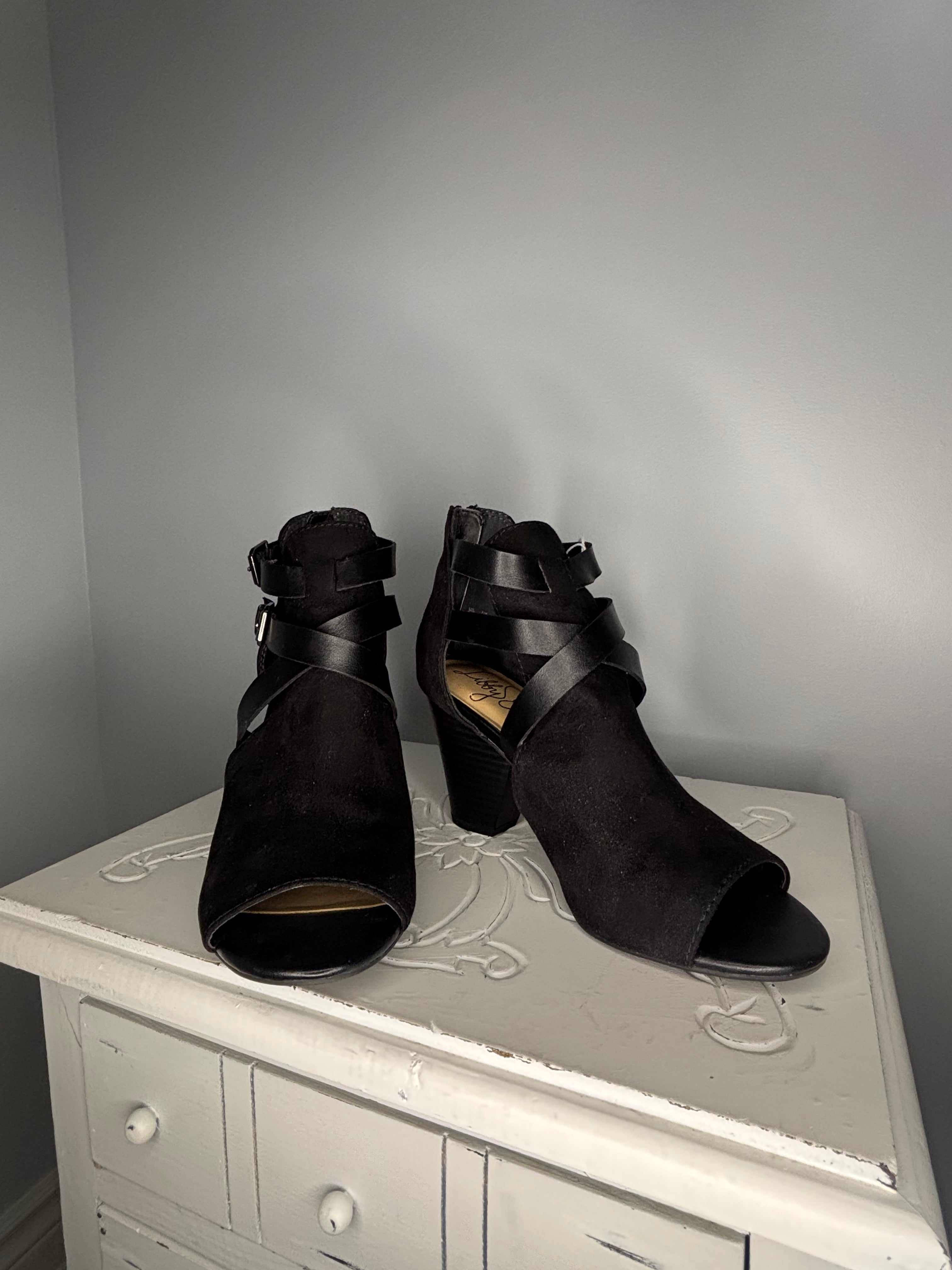 Libby Edelman Black Peep Toe Heeled Booties - Size 7