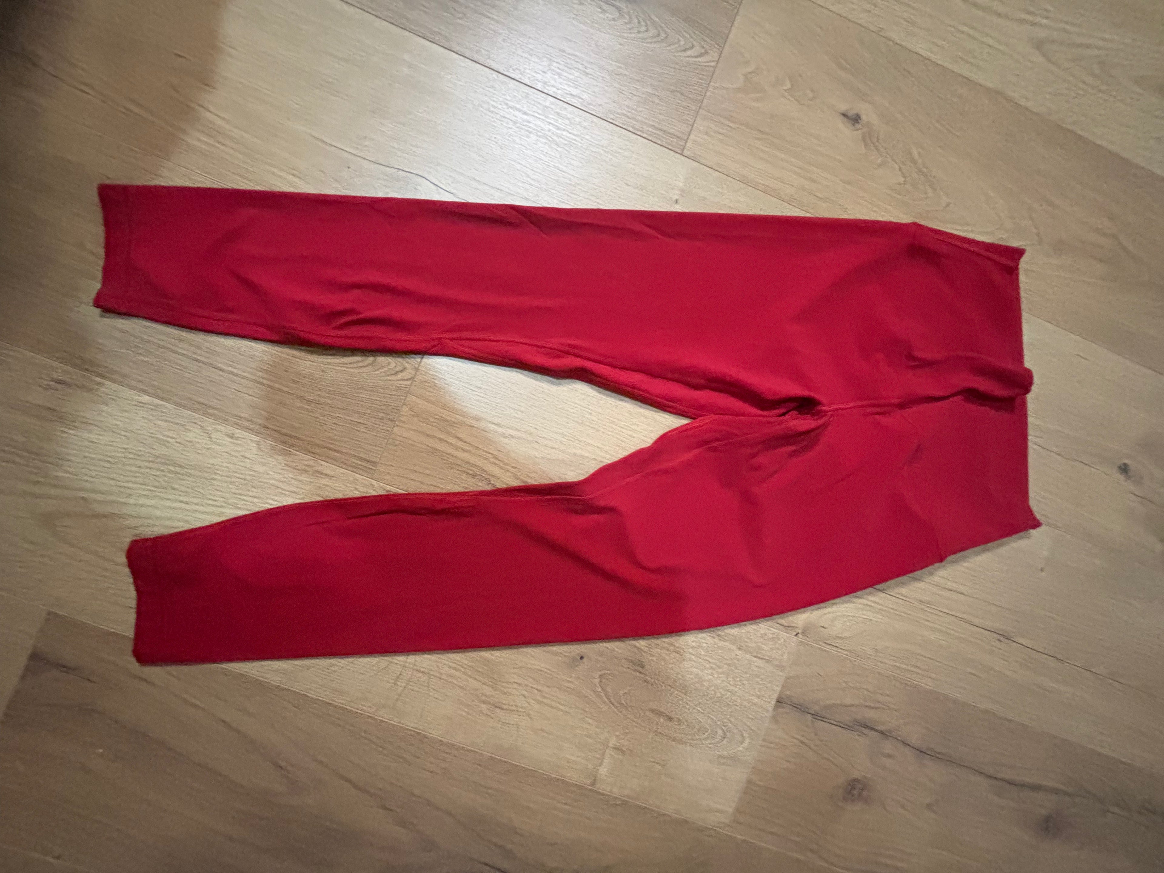 Lululemon Align High-Rise Crop leggings Size 6 | Red