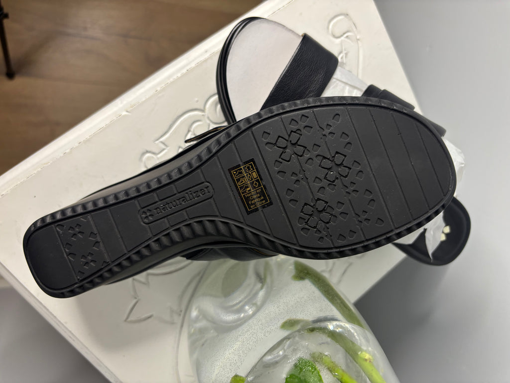 Naturalizer Black Comfort Slide Sandals – Size 9.5M