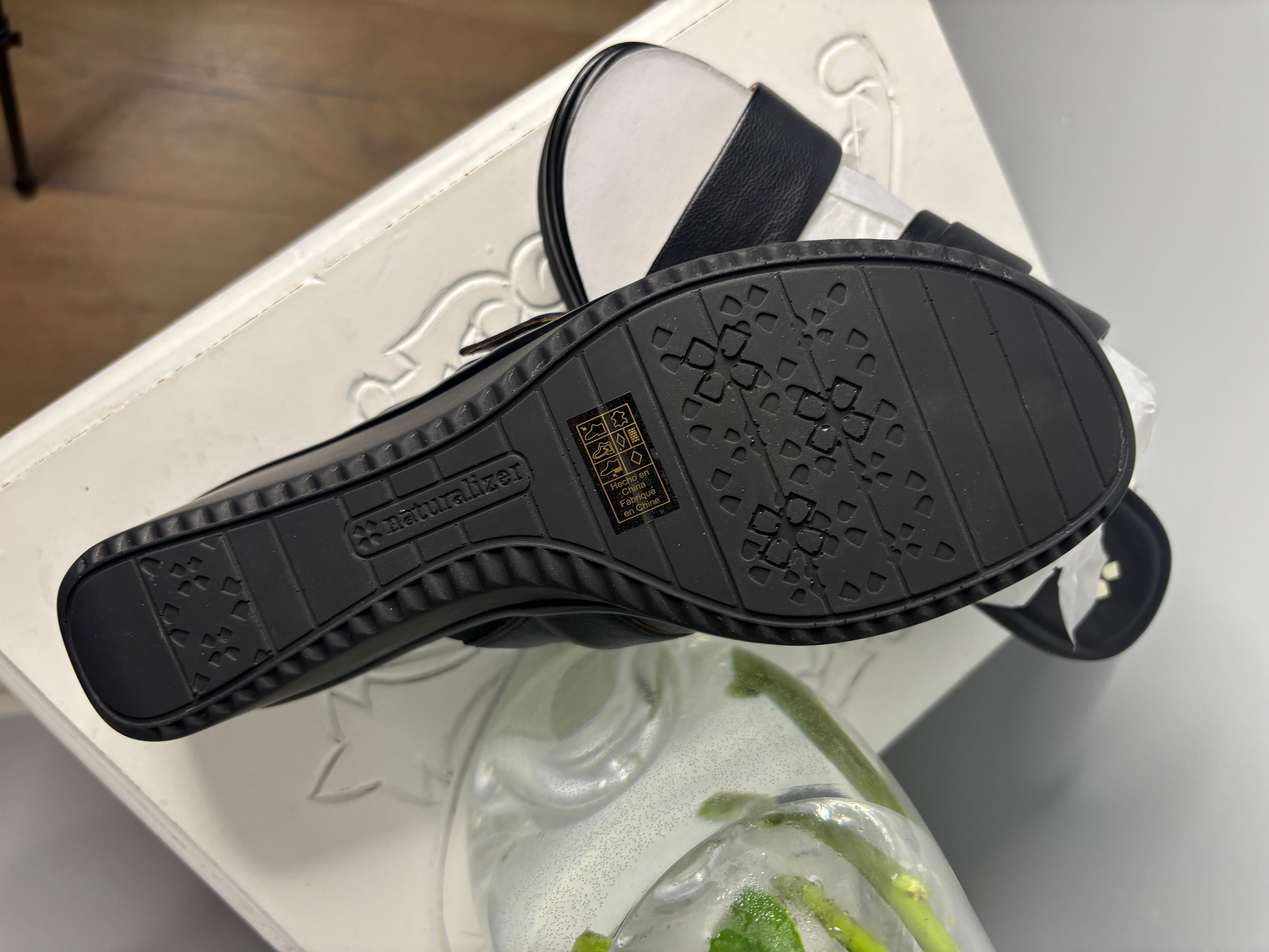 Naturalizer Black Comfort Slide Sandals – Size 9.5M