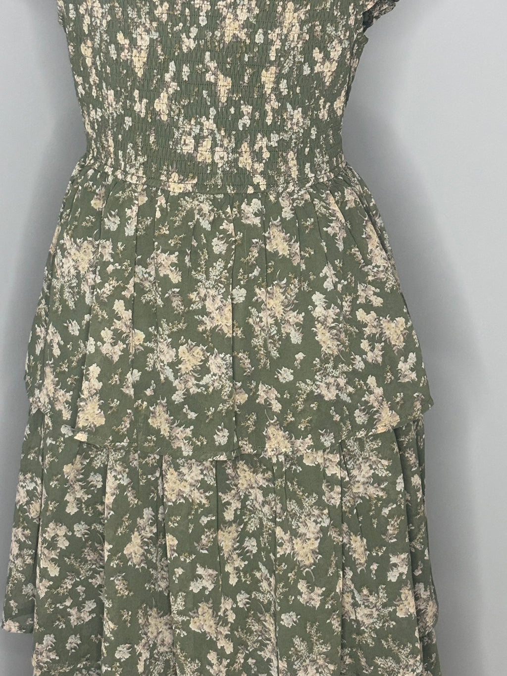 Wishlist Floral Smocked Tiered Maxi Dress – Size Medium