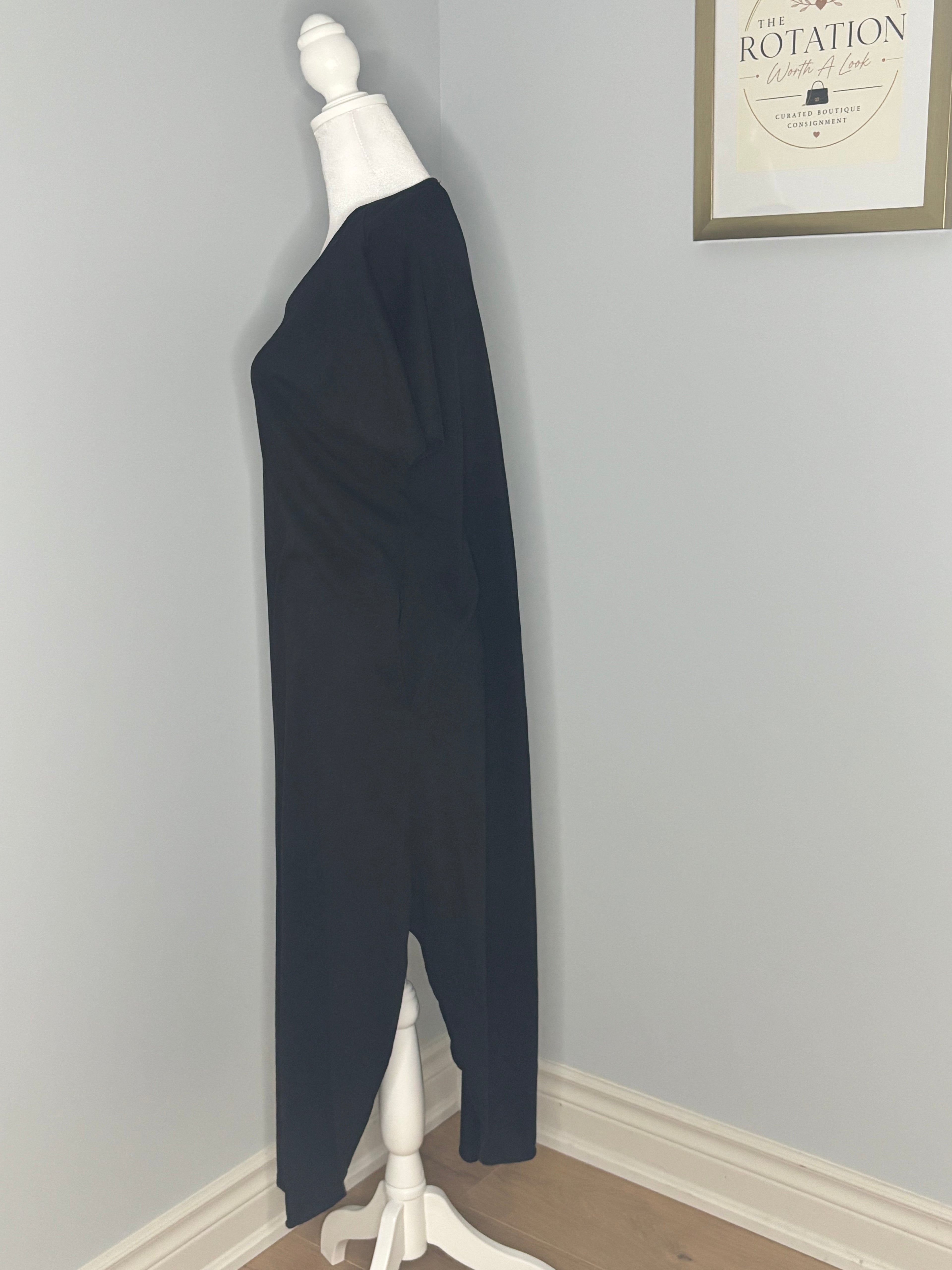EN/KA Black Cocoon Midi Dress – Size Small