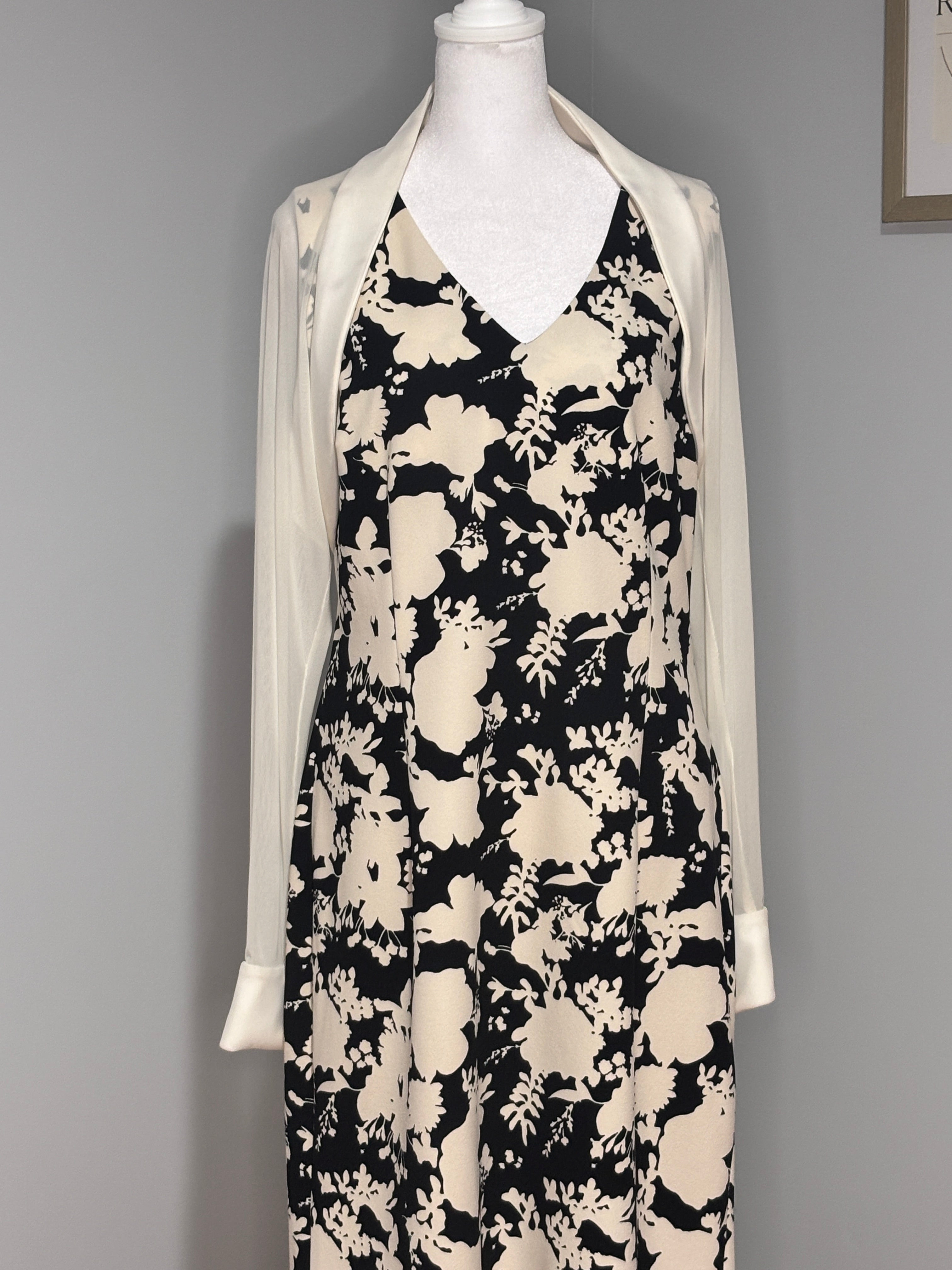 Enchanté Sheer Ivory Shawl Cover-Up