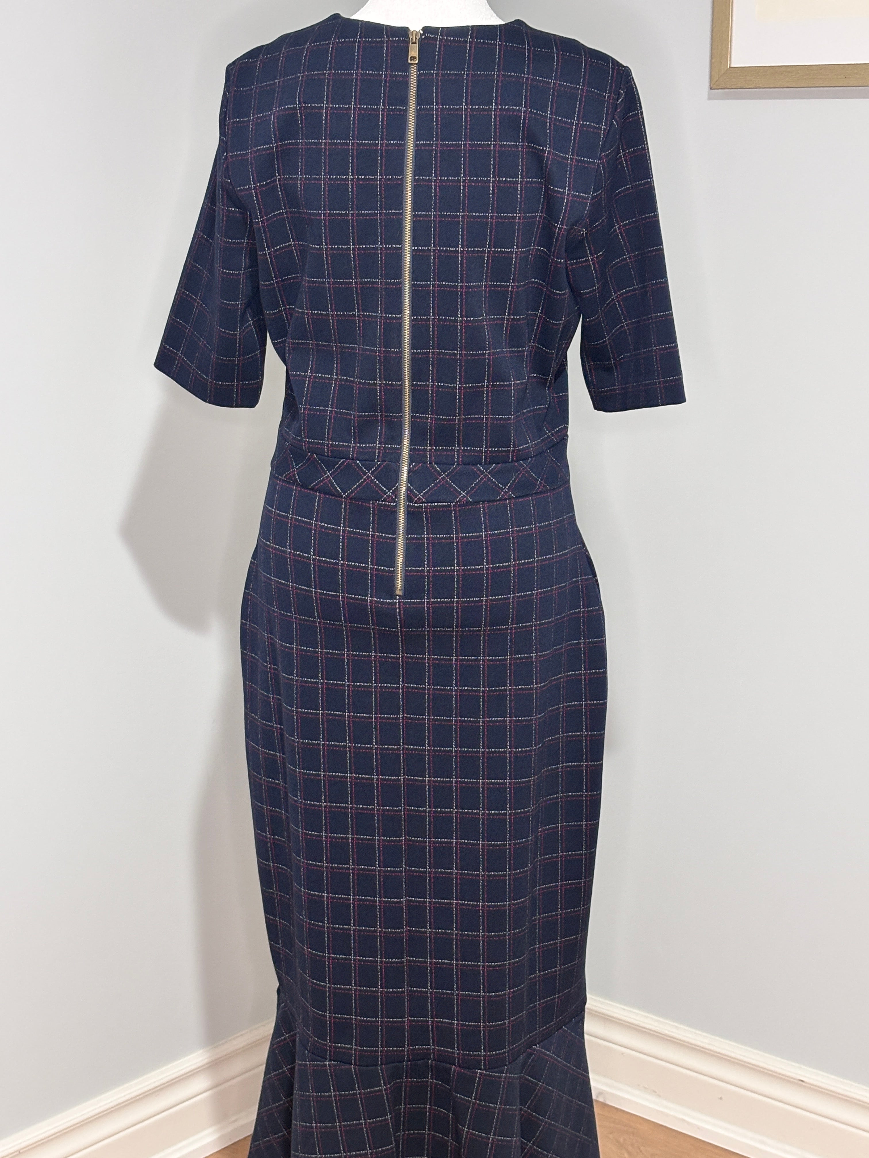 Banana Republic Windowpane Plaid Midi Dress – Size 10 Tall (NWT)
