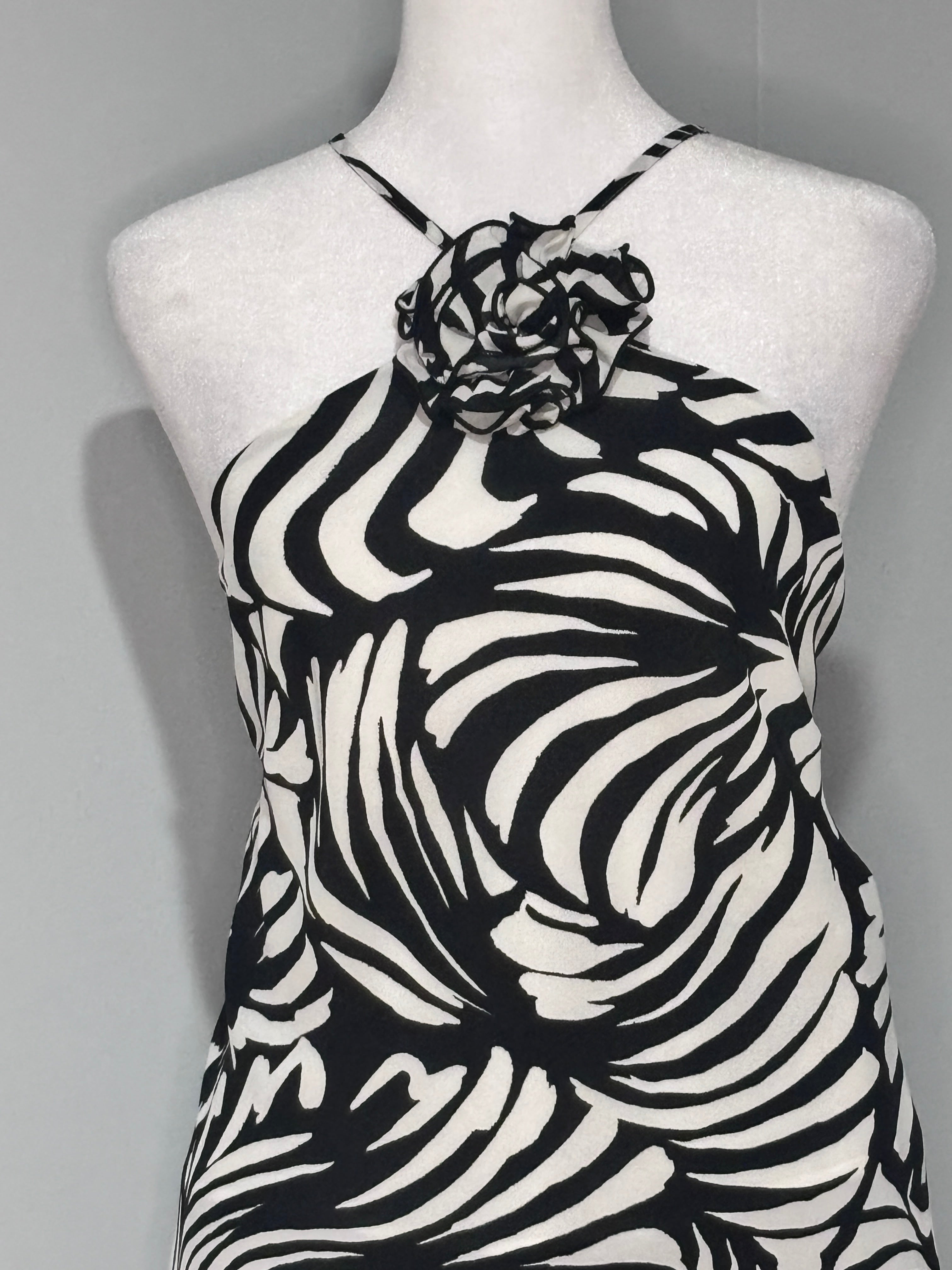 Melanie Lyne sleeveless blouse Size 10