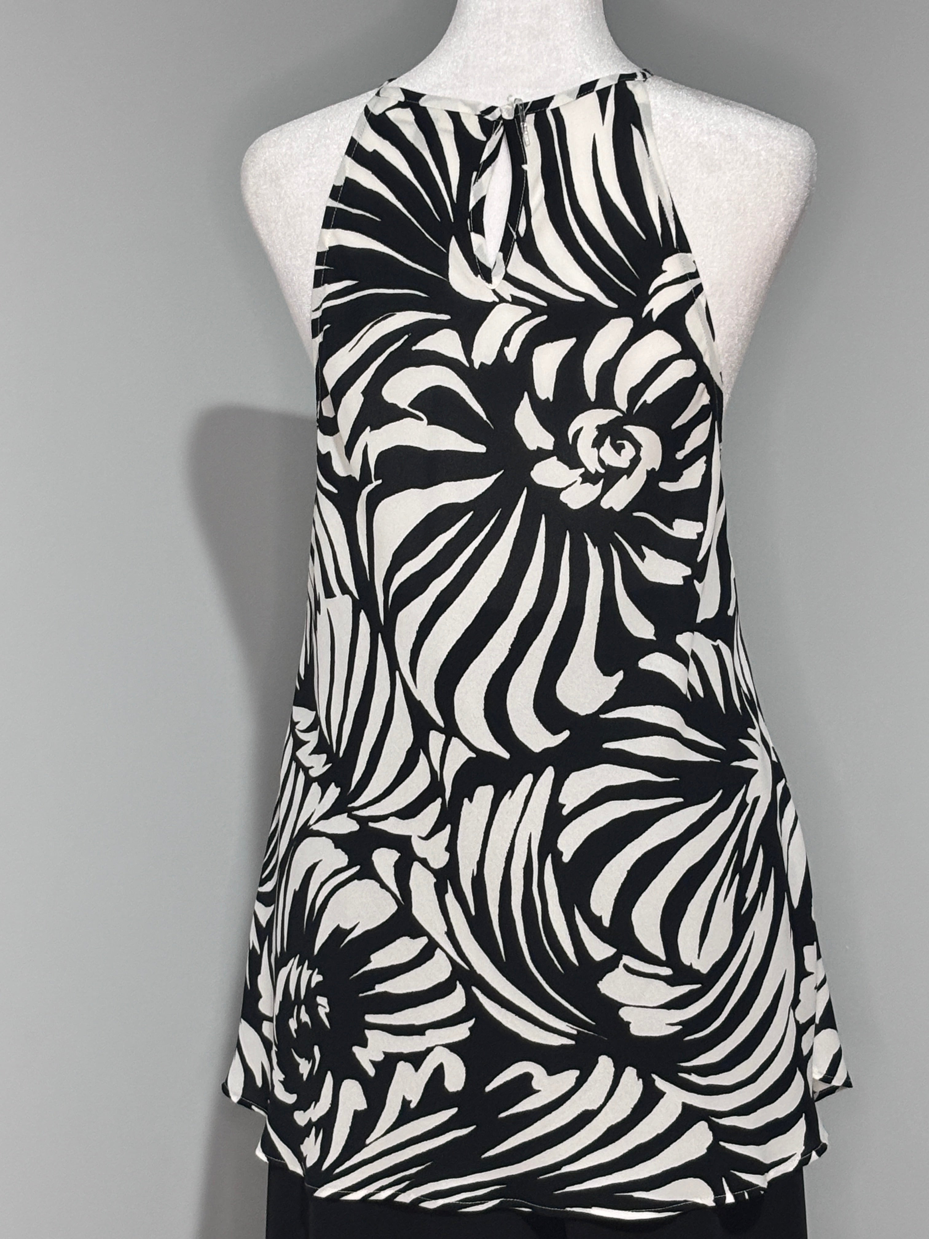 Melanie Lyne sleeveless blouse Size 10