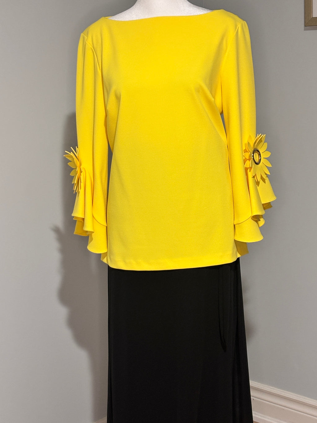 Joseph Ribkoff Sunshine yellow Blouse Size 12