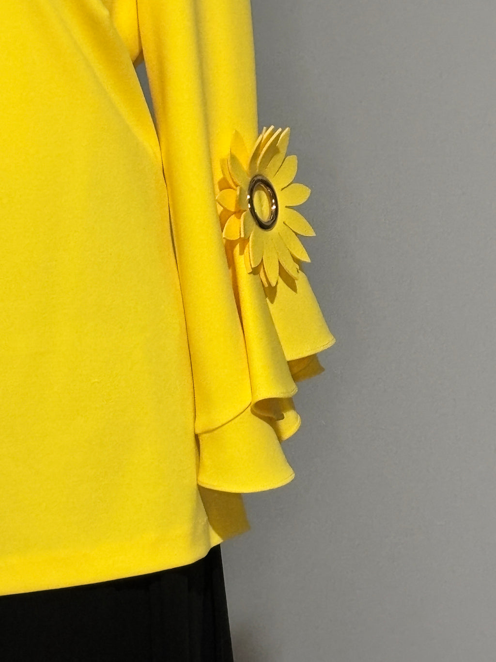 Joseph Ribkoff Sunshine yellow Blouse Size 12