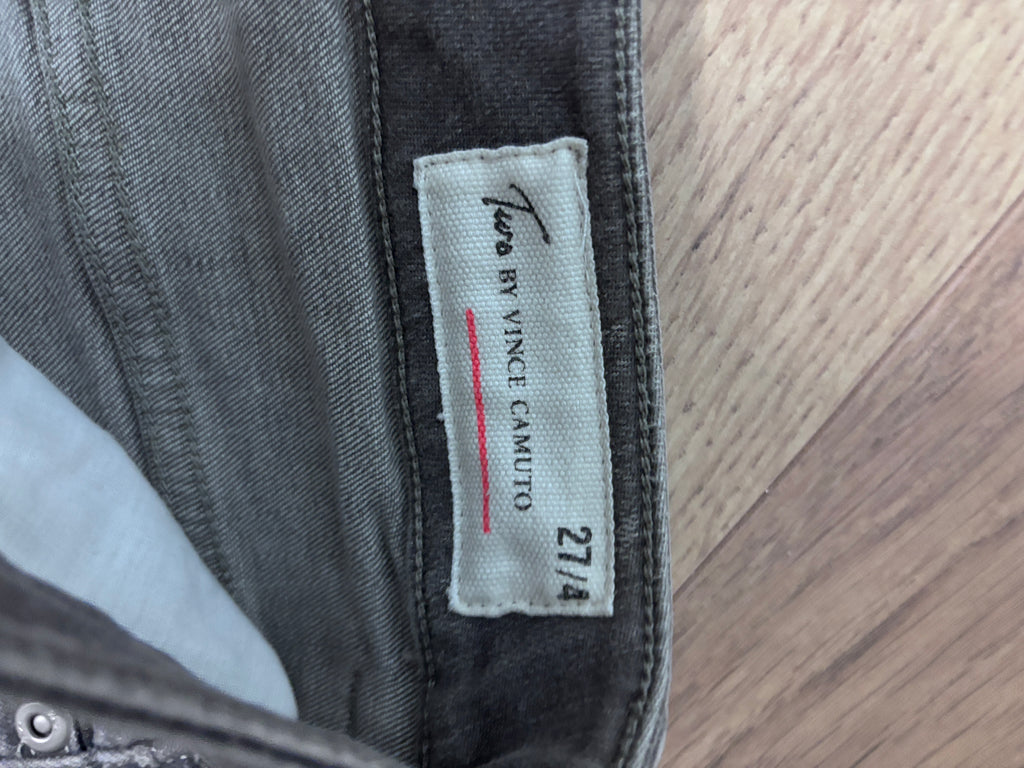 Two by Vince Camuto Gray Denim Shorts – Size 27