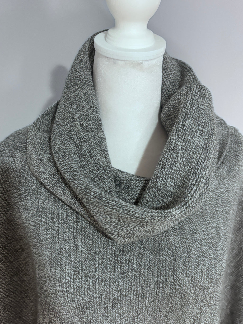 Roots Canada Grey Knit Fringe Poncho | One Size
