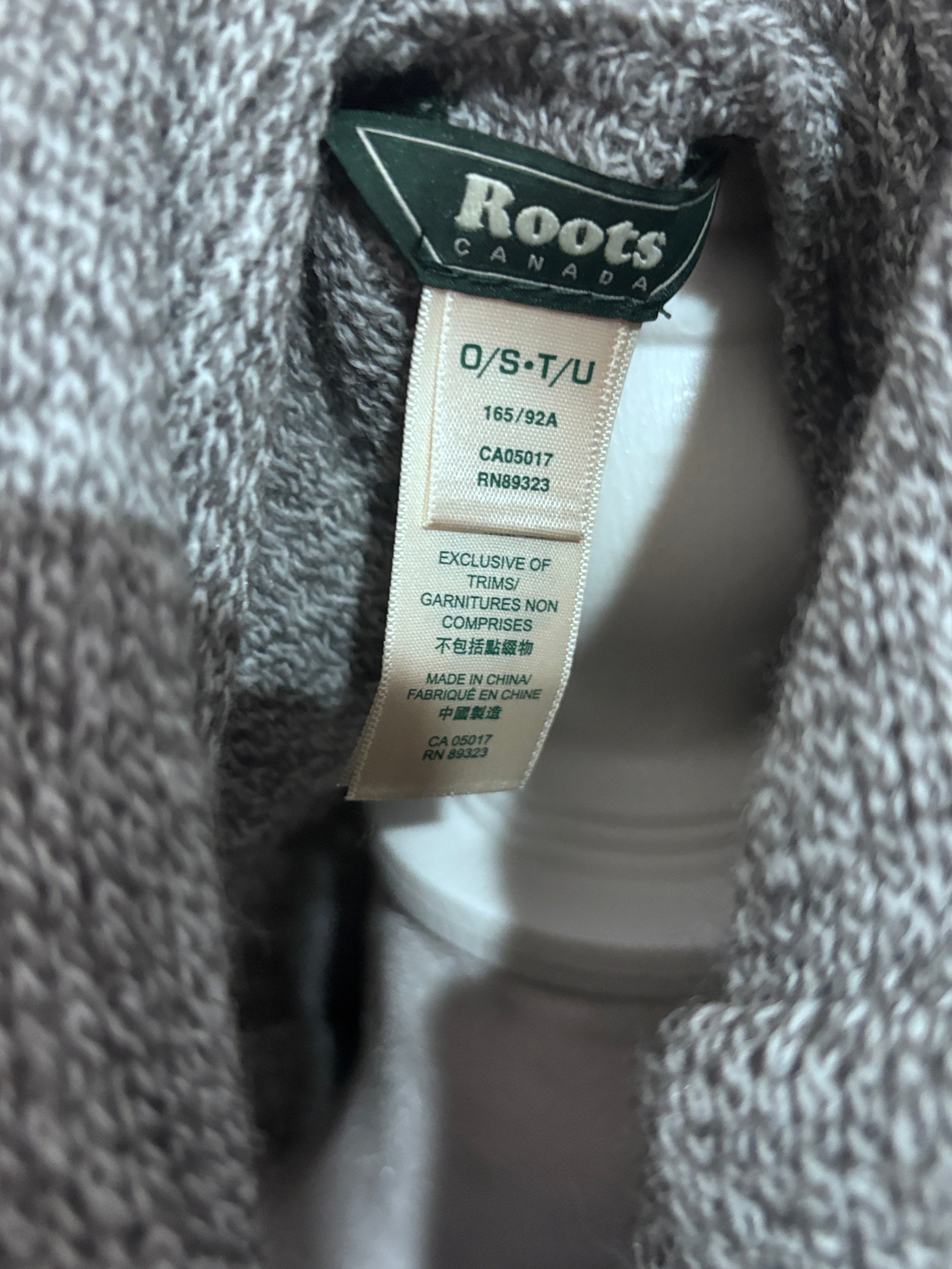 Roots Canada Grey Knit Fringe Poncho | One Size