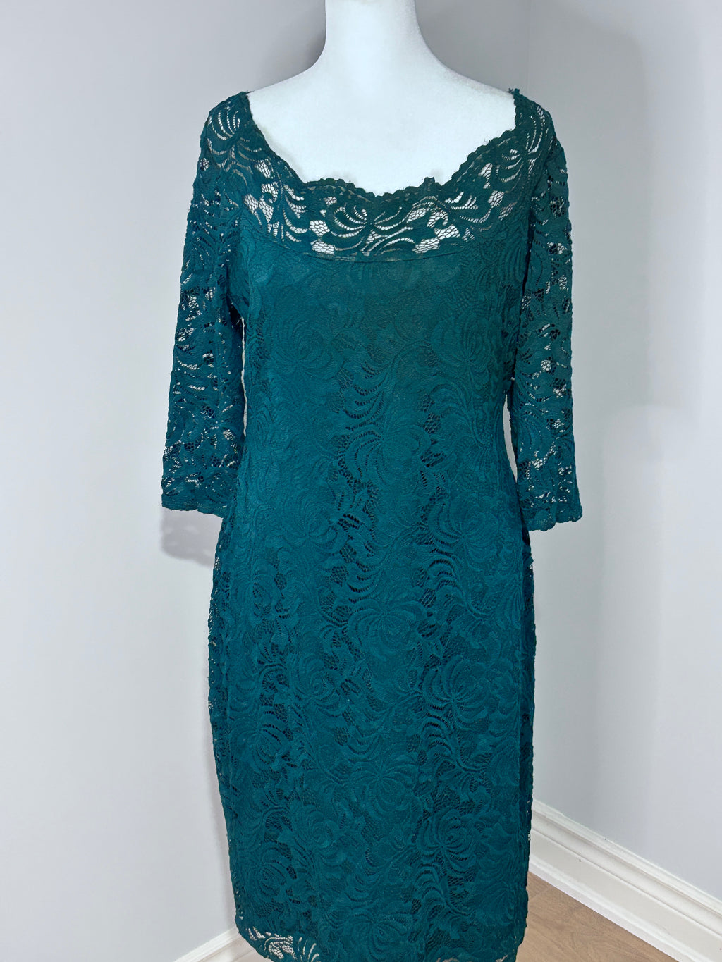 Emerald Green Lace Dress | Size 16