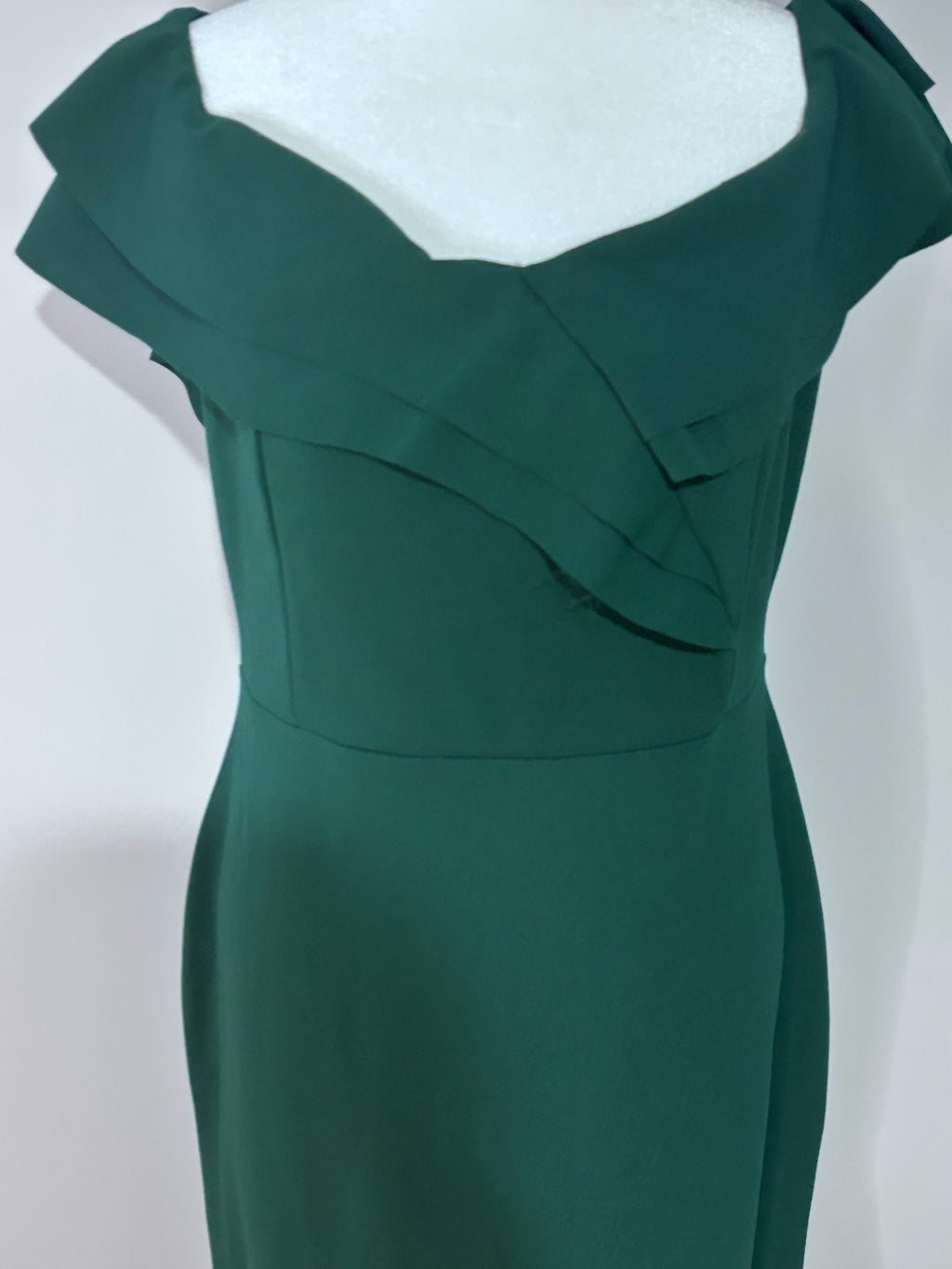 Emerald Green Off-the-Shoulder Ruffle Midi Dress | UK 16 (Approx. CA 14)